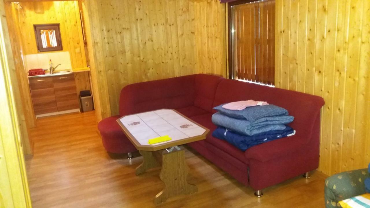 Karlowice Domki Nad Jeziorem W Karlowicach מראה חיצוני תמונה